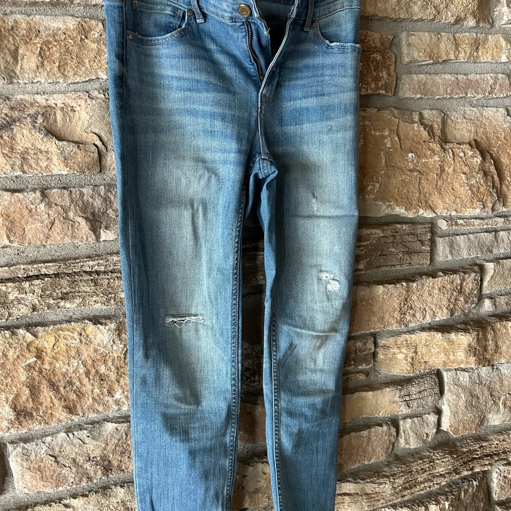 WHBM high rise skinny jeans crop, size 2.